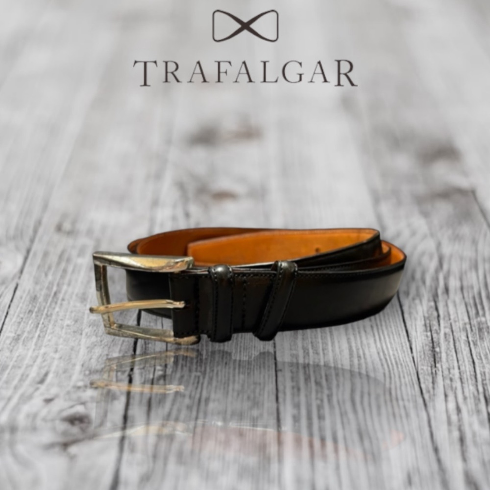 Trafalgar Easton Leather Dress Belt
